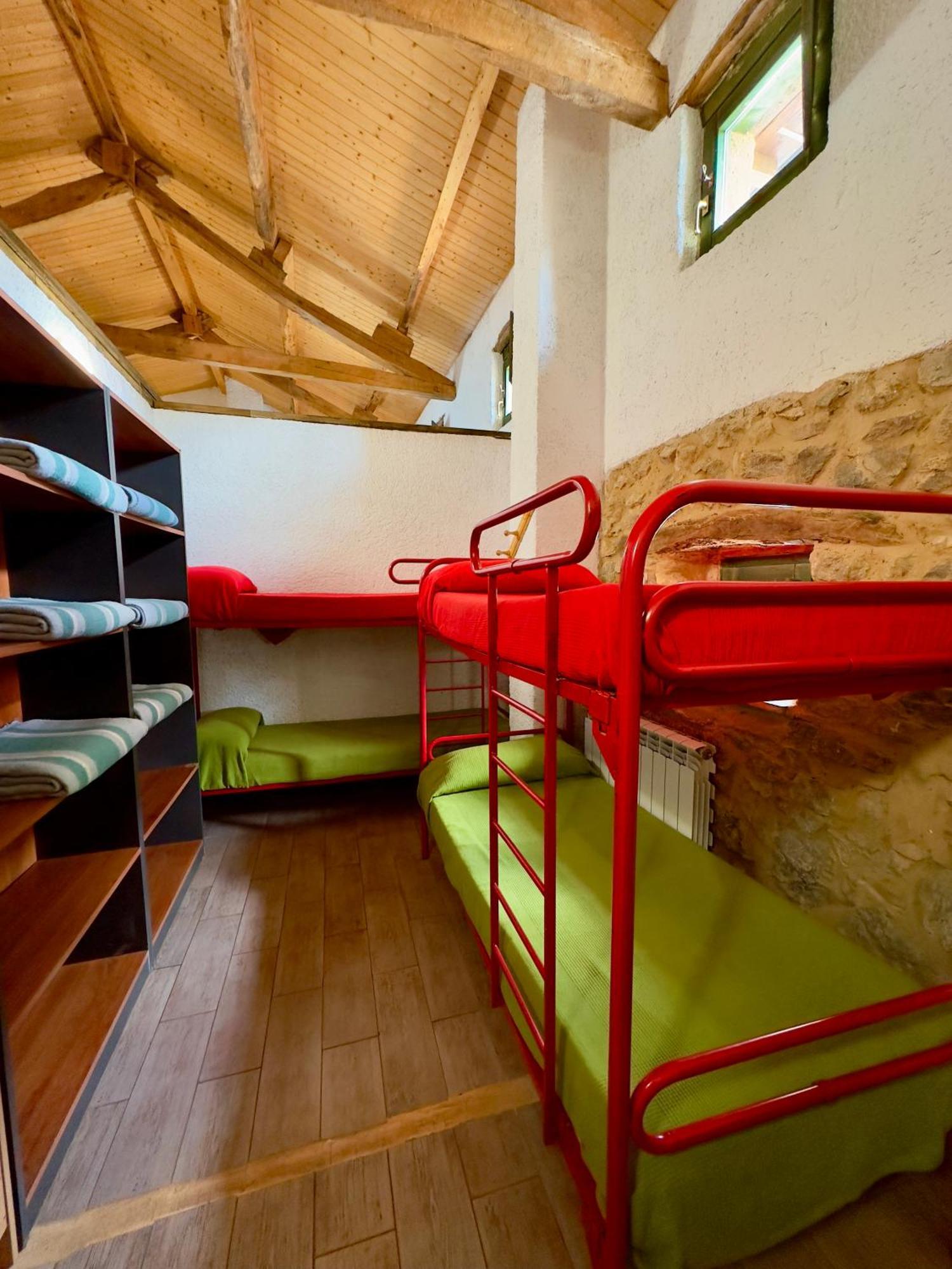Albergue Valle De Arbas Cubillas de Arbas Exterior photo