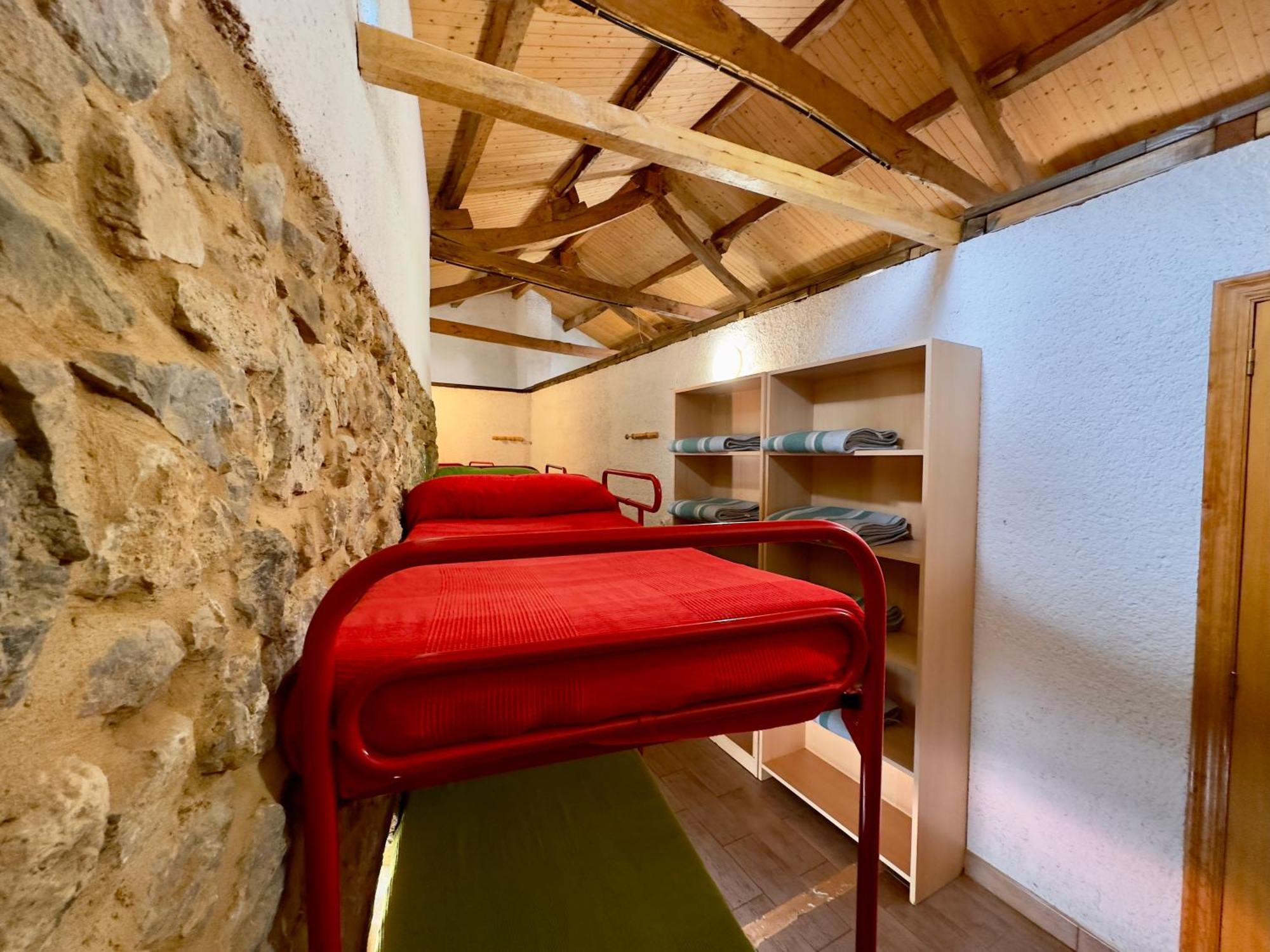 Albergue Valle De Arbas Cubillas de Arbas Exterior photo